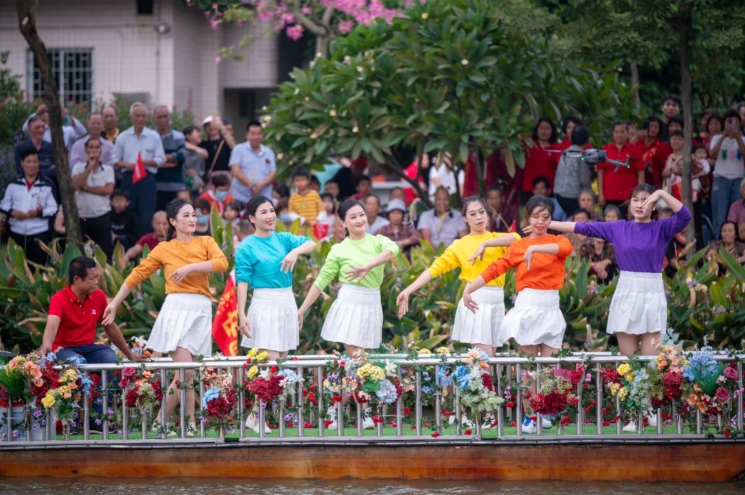 燃動(dòng)金秋 | 草艇競(jìng)渡，奪人風(fēng)采彰顯非遺文化瑰寶之韻(圖6)